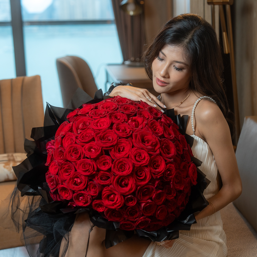 Premium Fresh Rose Bouquet - Red Roses (Black Wrapper) - 99 roses