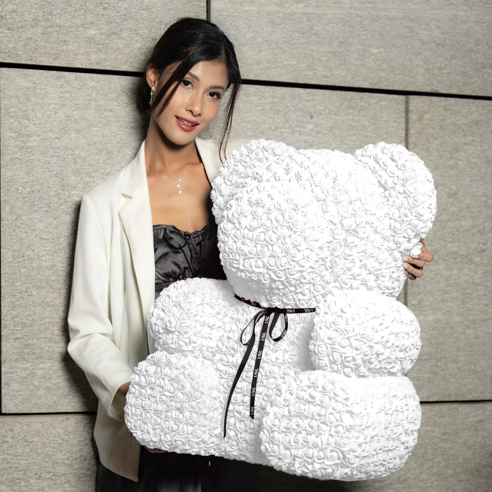 LéSiL Giant Handmade Rose Bear - Pearl White