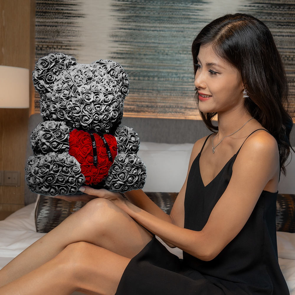 LéSiL Handmade Rose Bear - Grey
